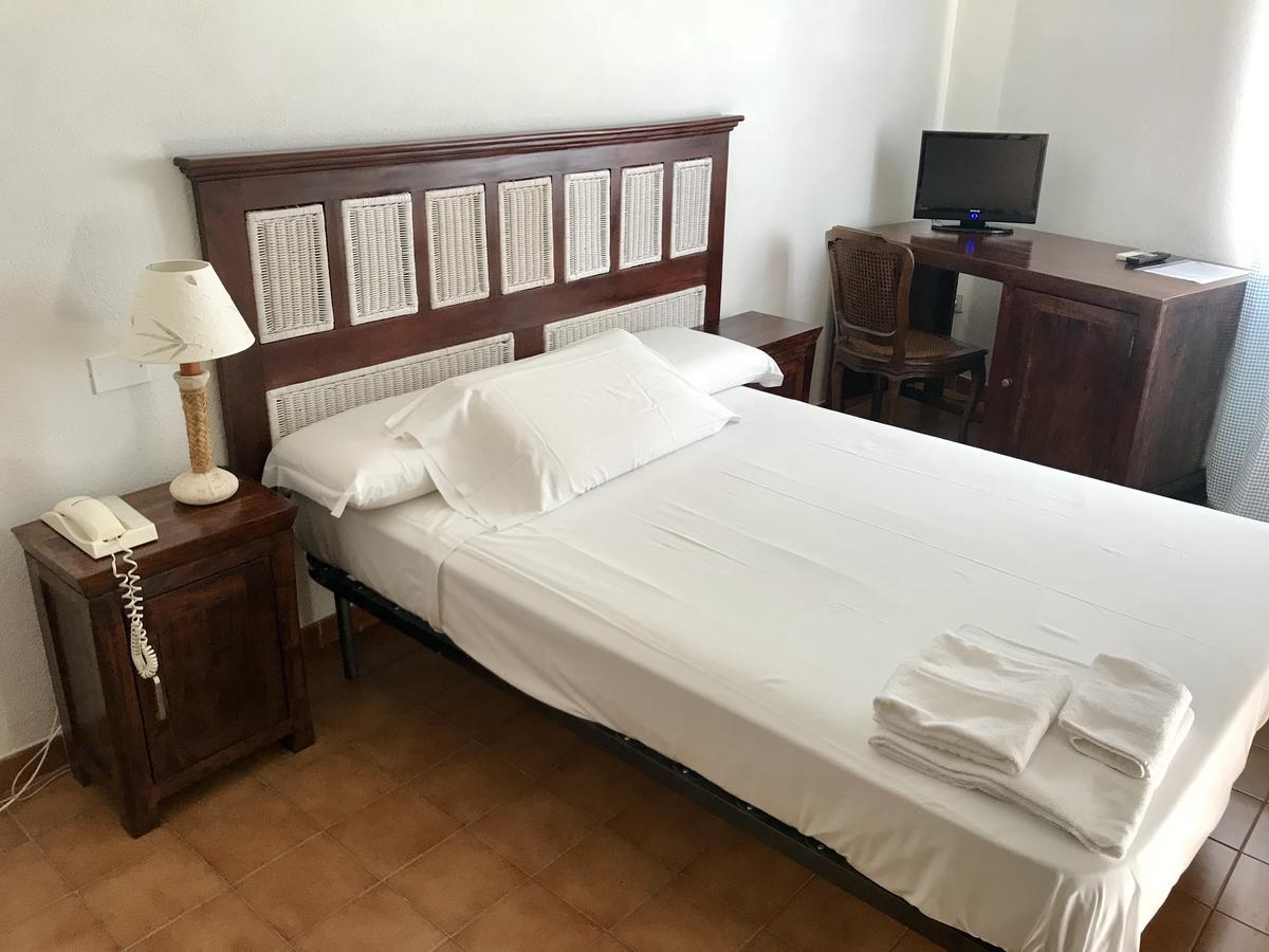 Hotel Su Meriagu カピターナ エクステリア 写真